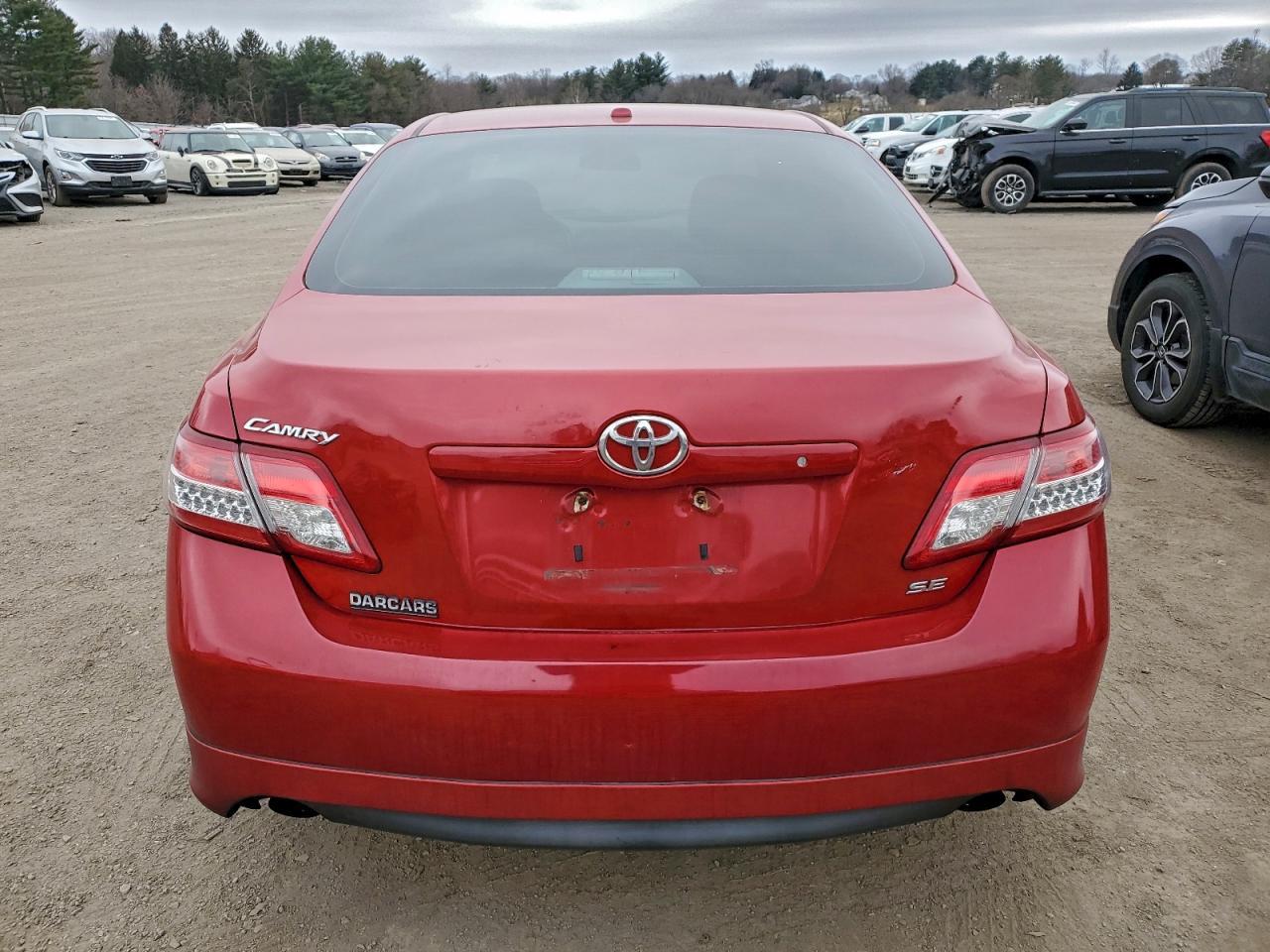 2011 TOYOTA CAMRY