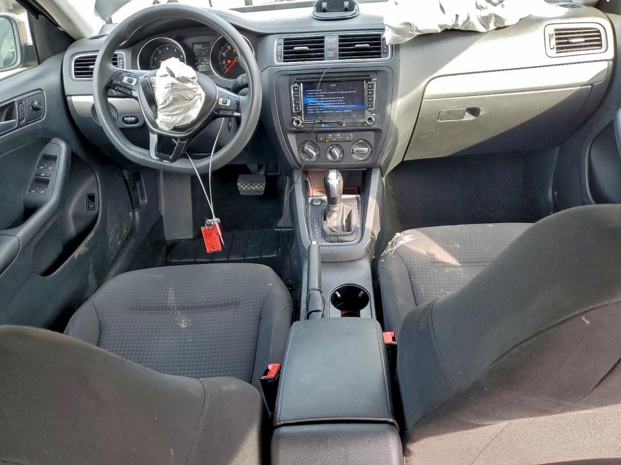 2015 VOLKSWAGEN