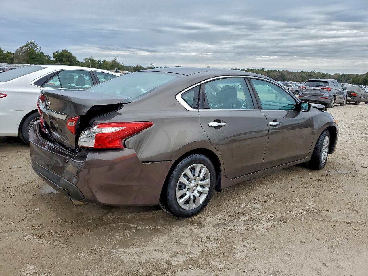 2016 NISSAN ALTIMA