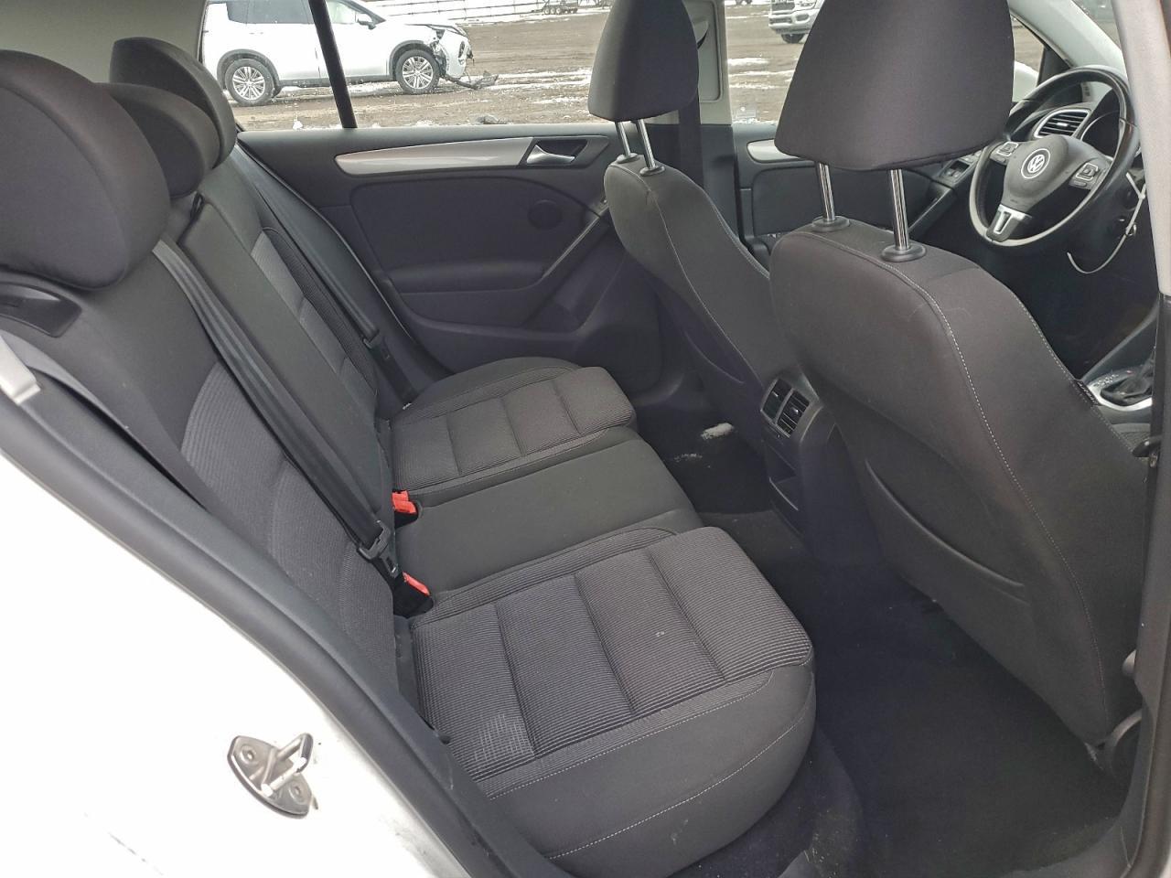 2013 VOLKSWAGEN GOLF