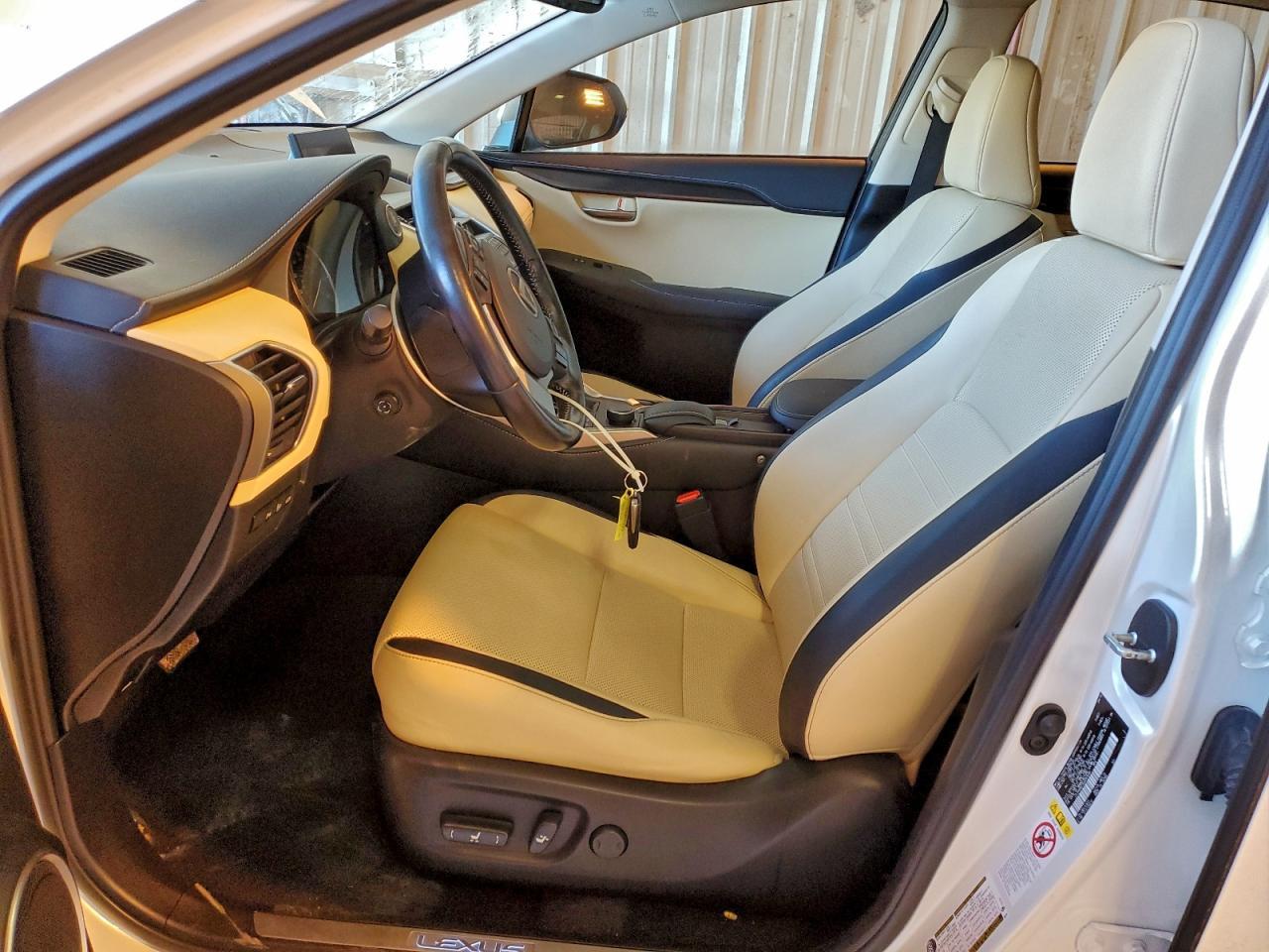 2017 LEXUS NX 200T
