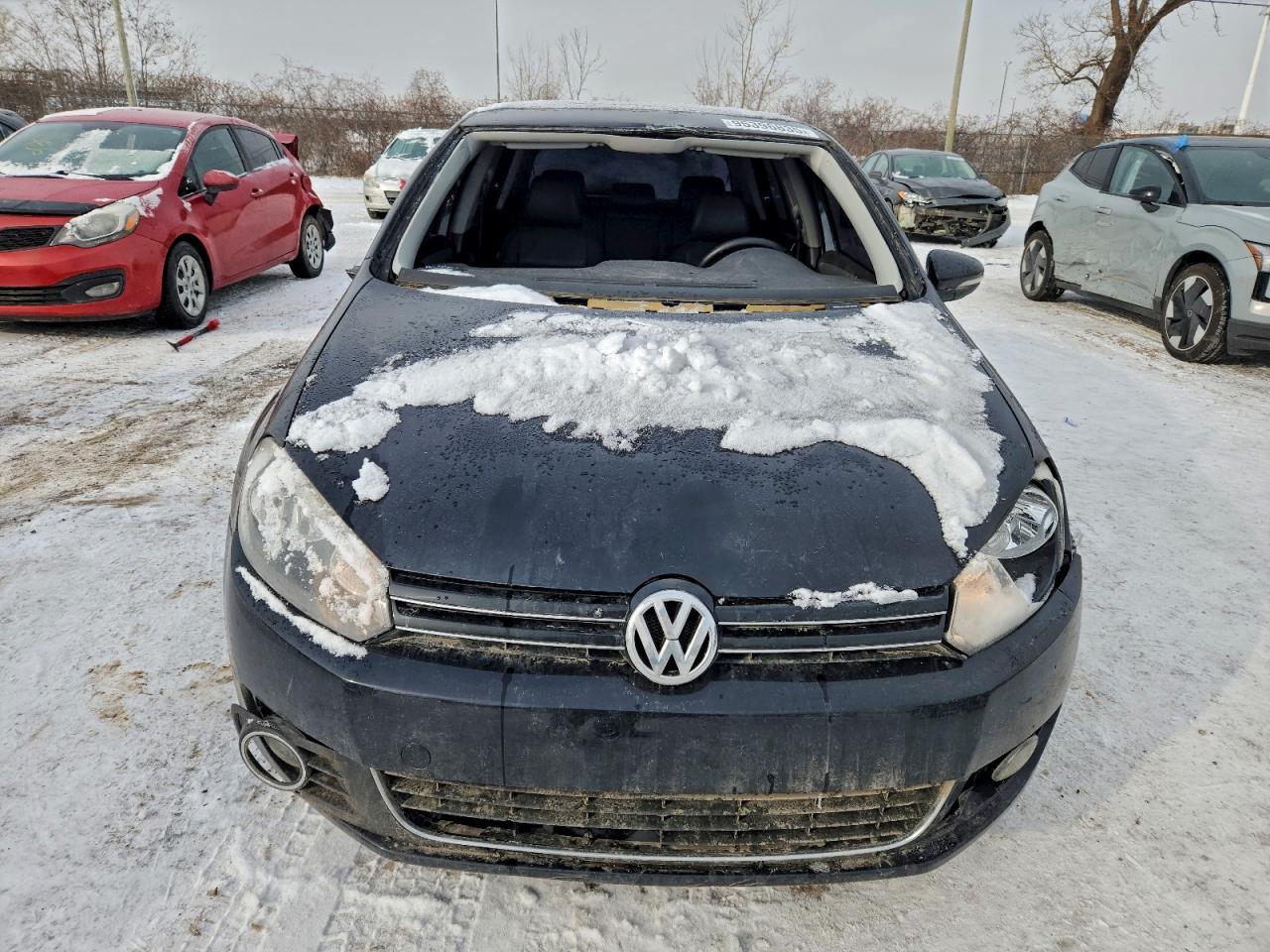 2011 VOLKSWAGEN GOLF