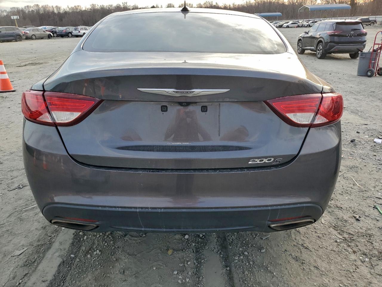 2015 CHRYSLER 200