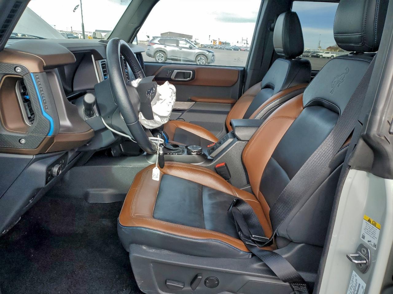 2023 FORD Bronco