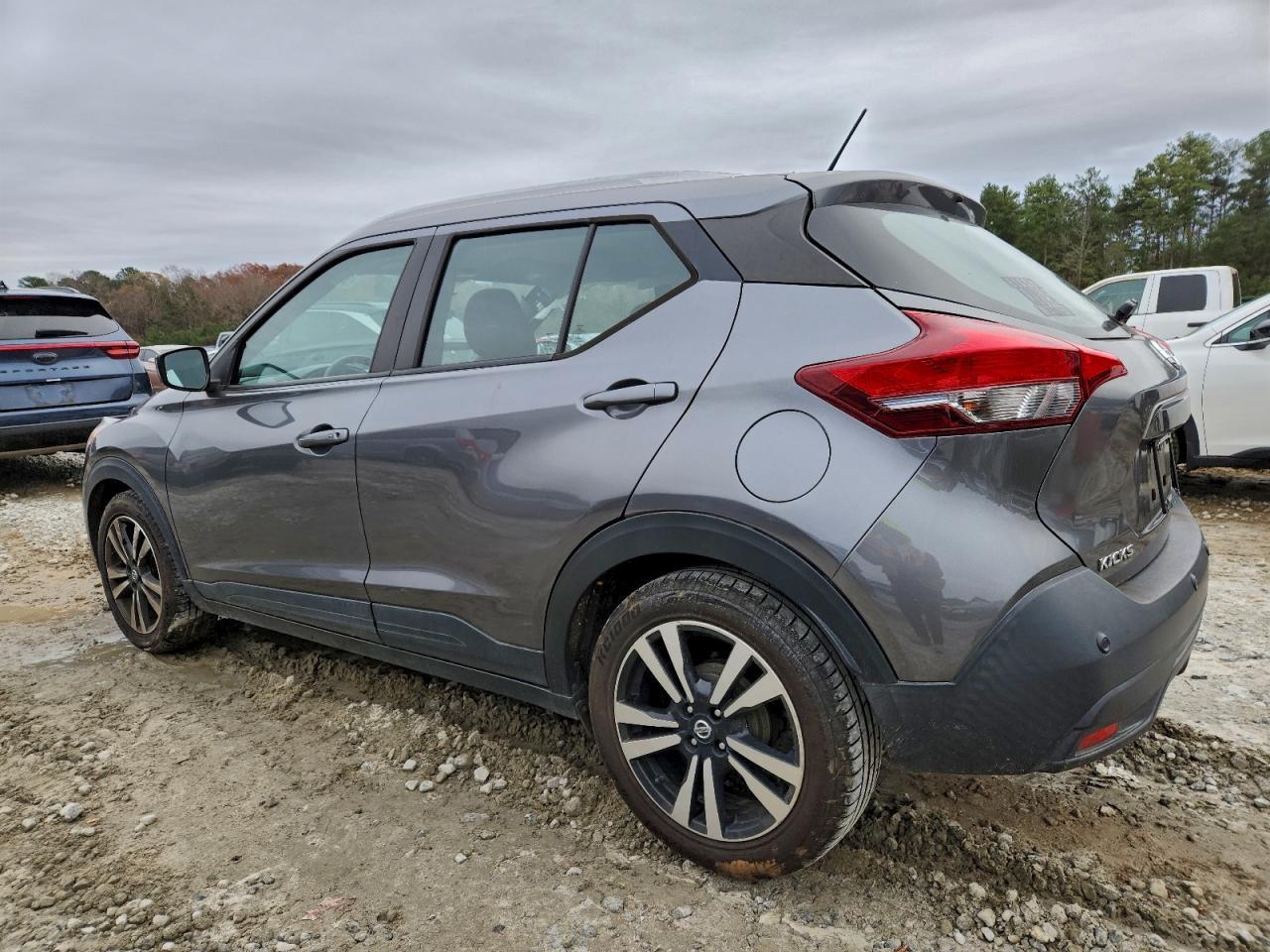 2020 NISSAN KICKS