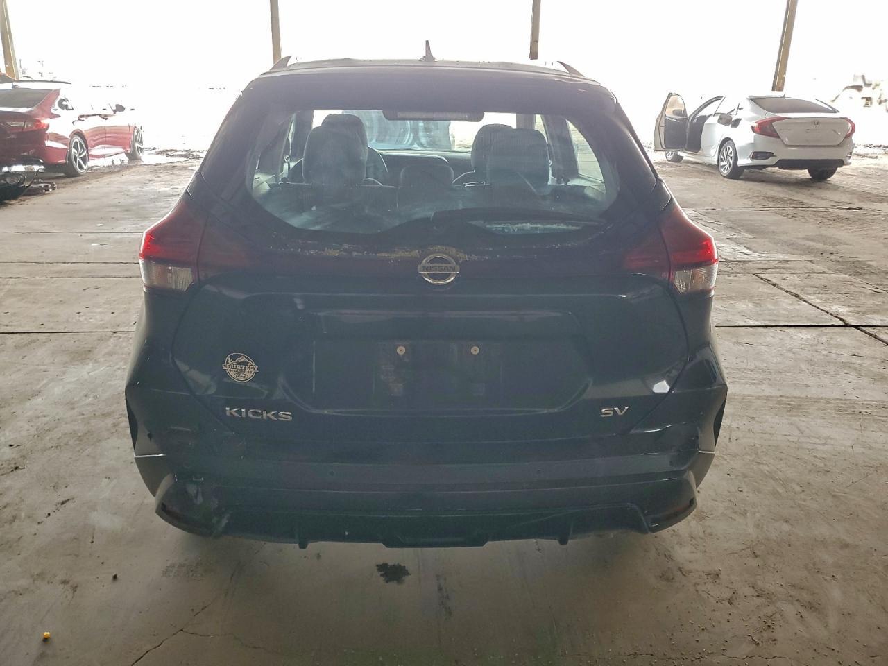 2021 NISSAN KICKS