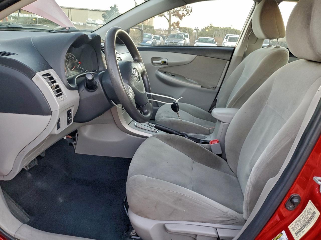 2013 TOYOTA COROLLA