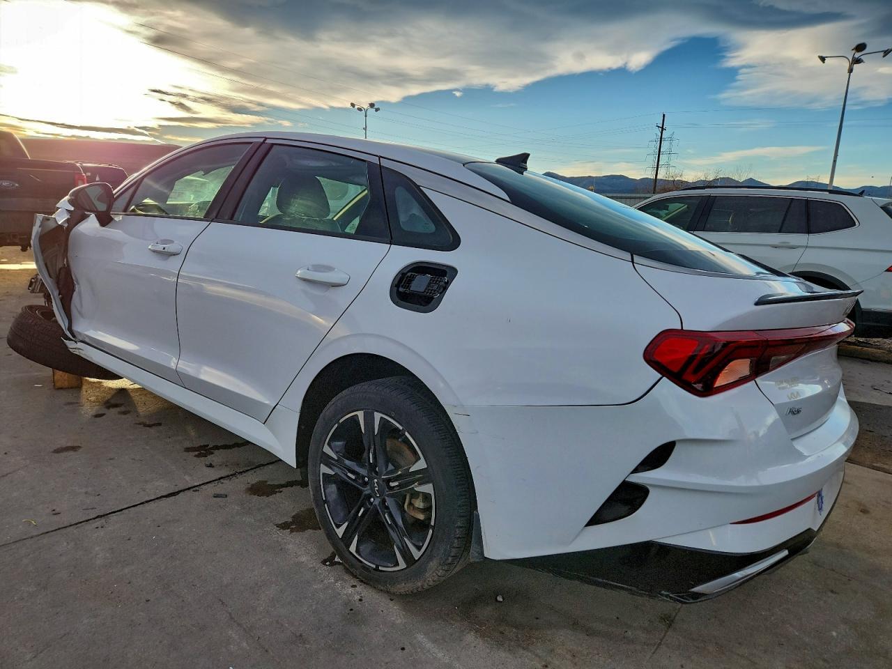 2022 KIA K5