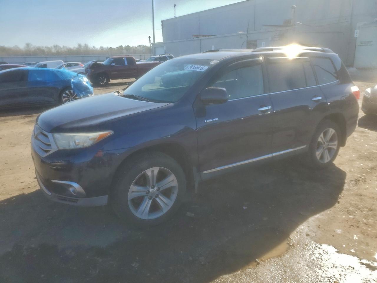 2013 TOYOTA HIGHLANDER