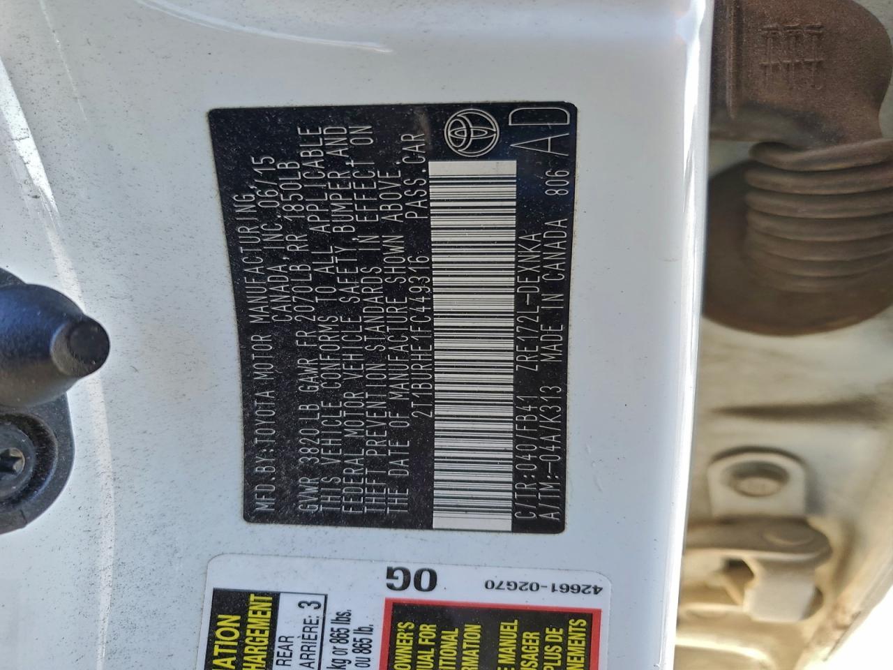 2015 TOYOTA COROLLA
