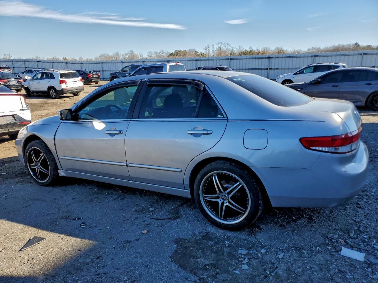 2004 HONDA ACCORD