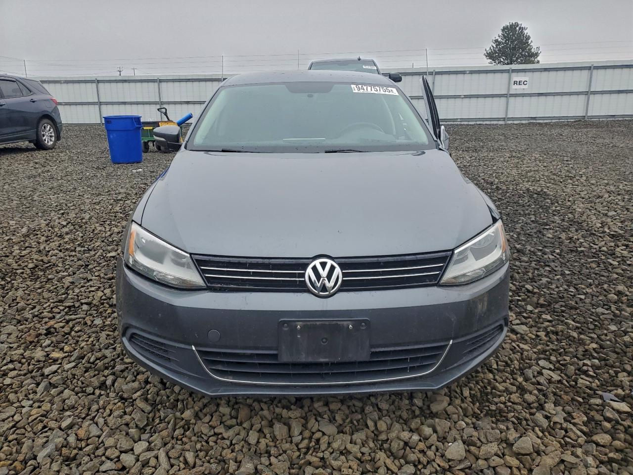 2013 VOLKSWAGEN JETTA