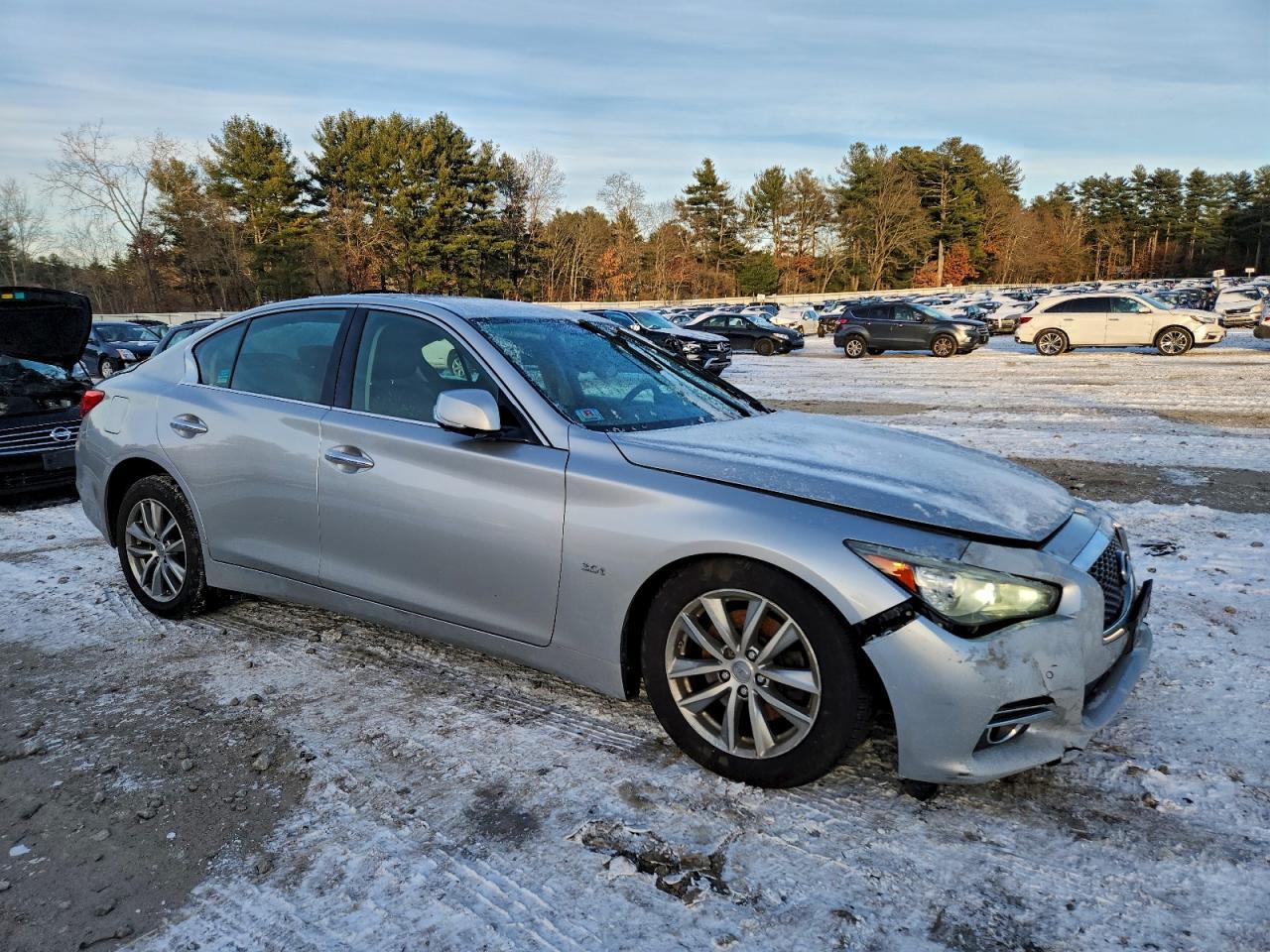 2016 INFINITI Q50