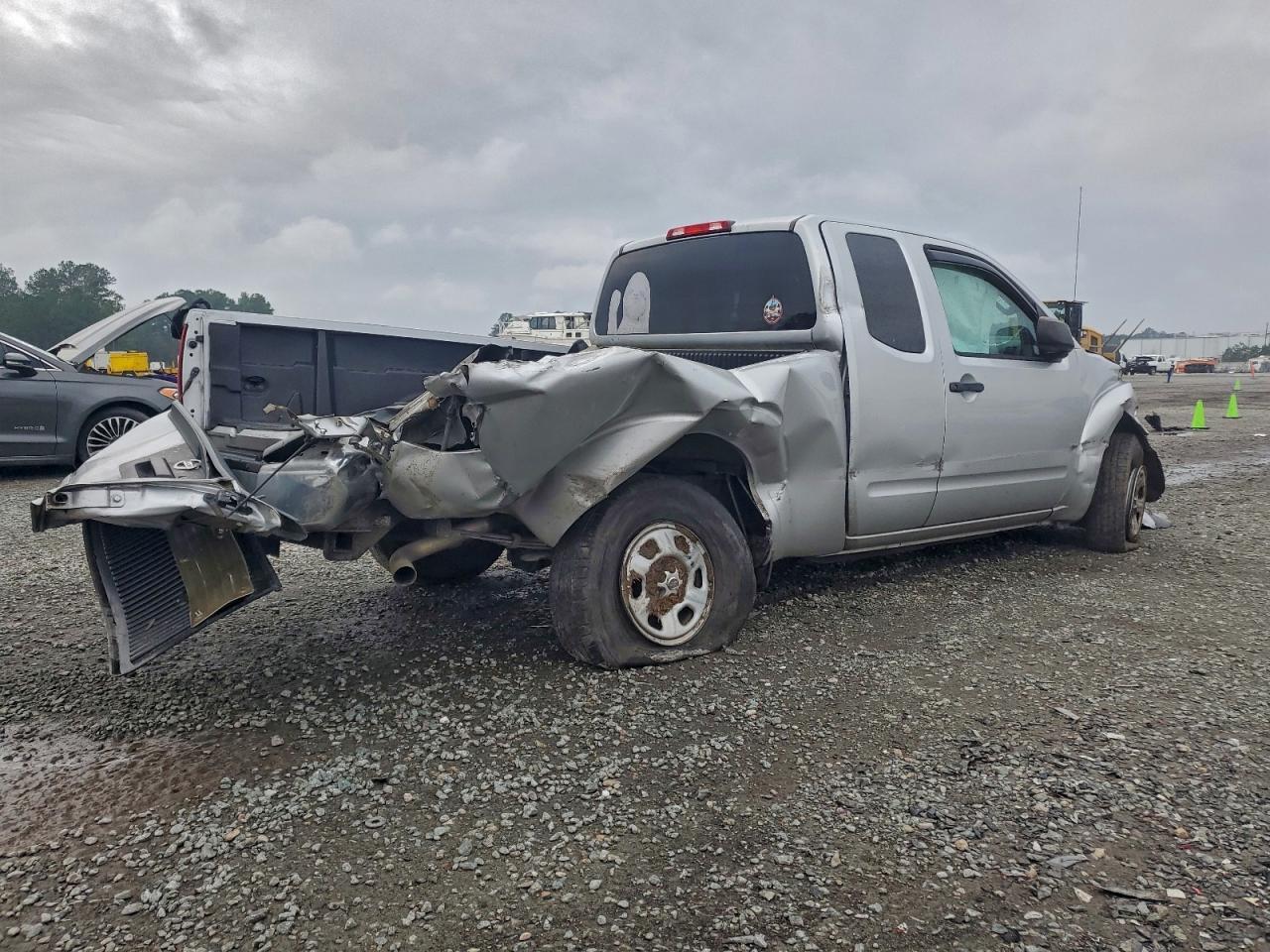 2014 NISSAN Frontier