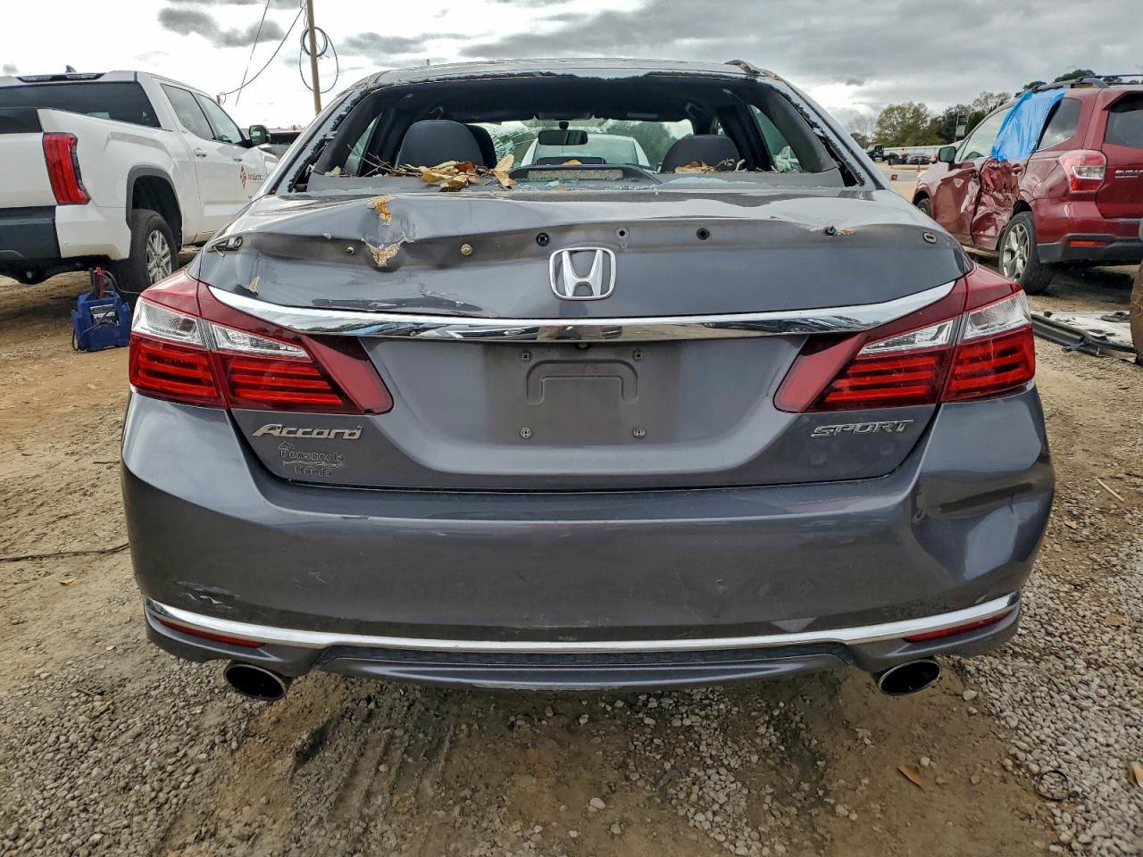 2017 HONDA ACCORD