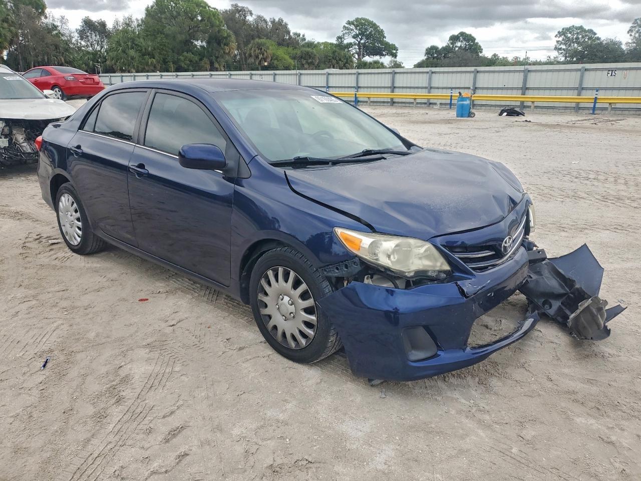 2013 TOYOTA COROLLA