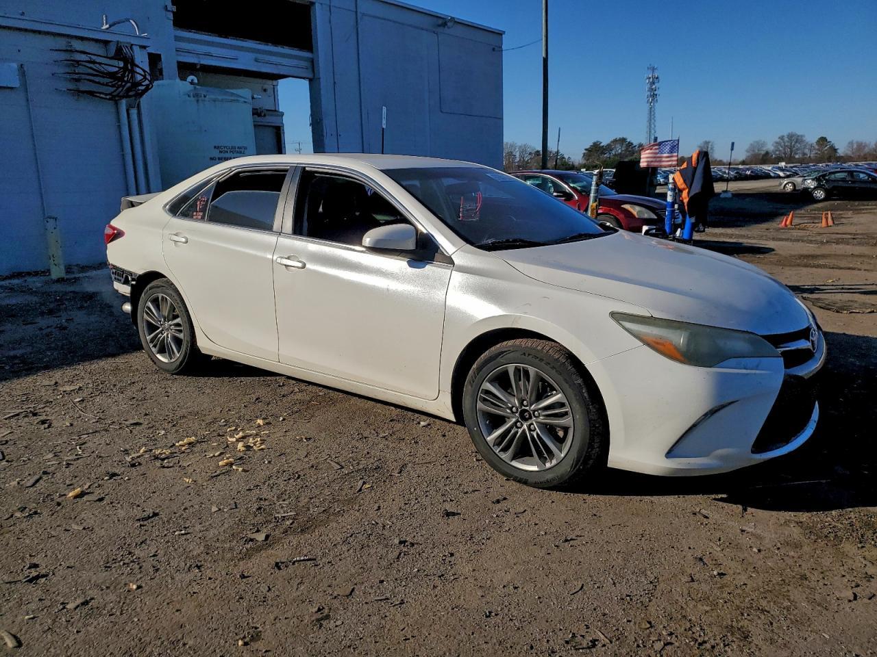 2017 TOYOTA CAMRY