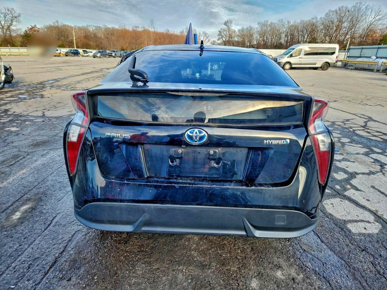 2017 TOYOTA PRIUS