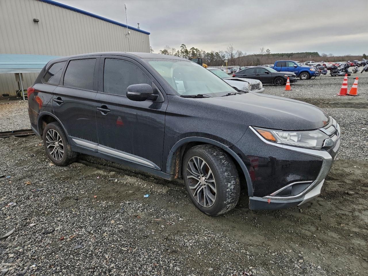2017 MITSUBISHI outlander