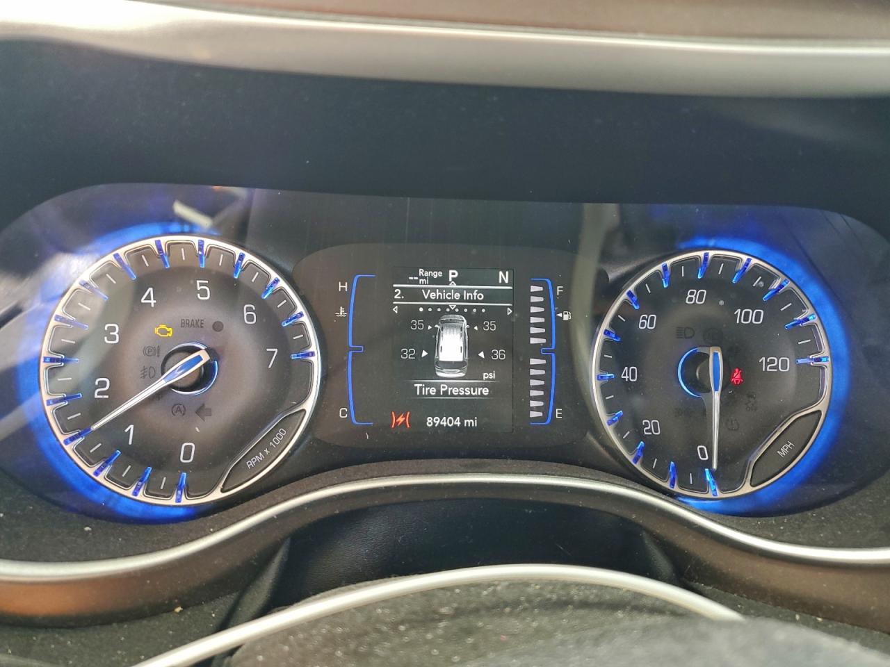 2021 CHRYSLER Voyager