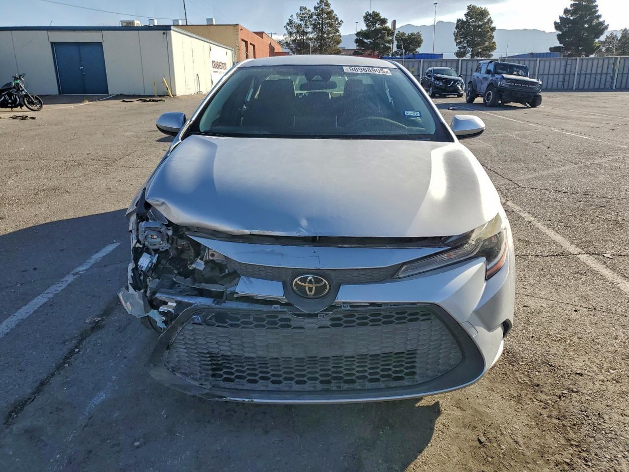 2021 TOYOTA COROLLA
