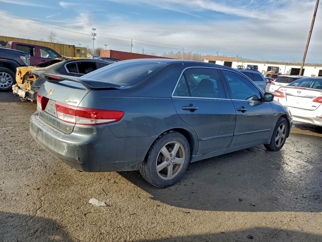 2004 HONDA ACCORD