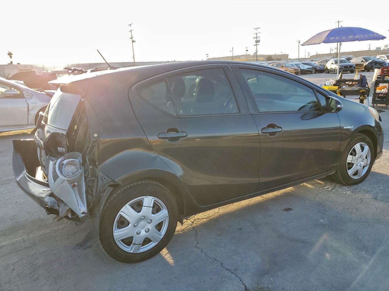 2012 TOYOTA Prius c