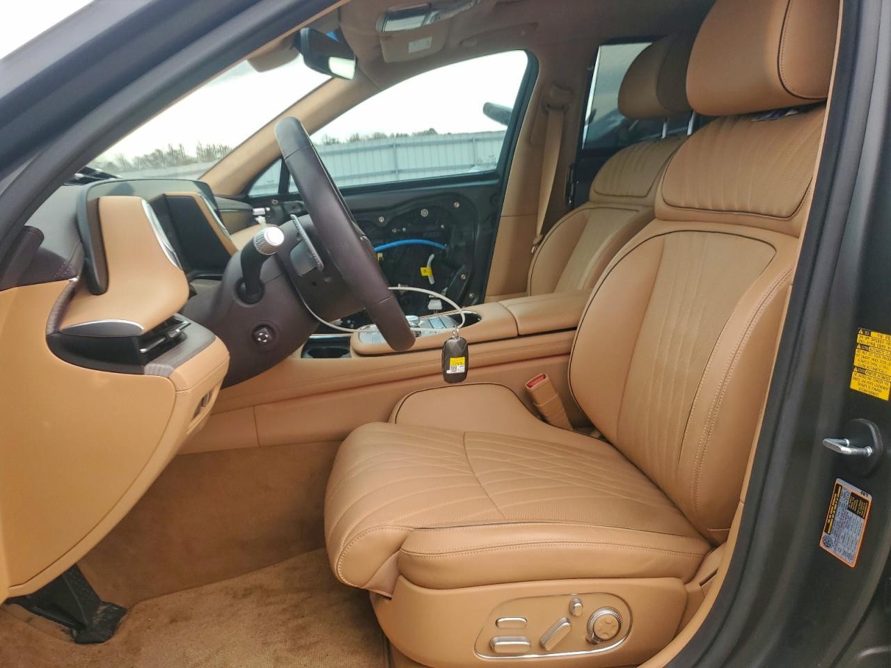 2024 GENESIS G90