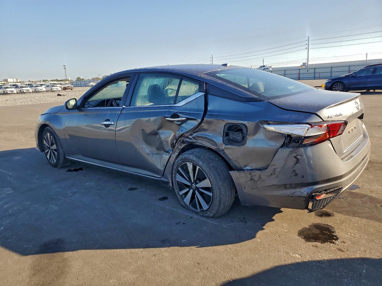 2022 NISSAN ALTIMA