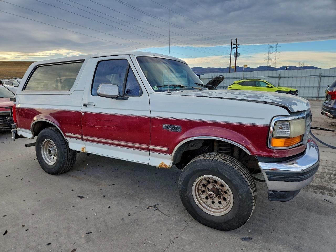 1993 FORD Bronco