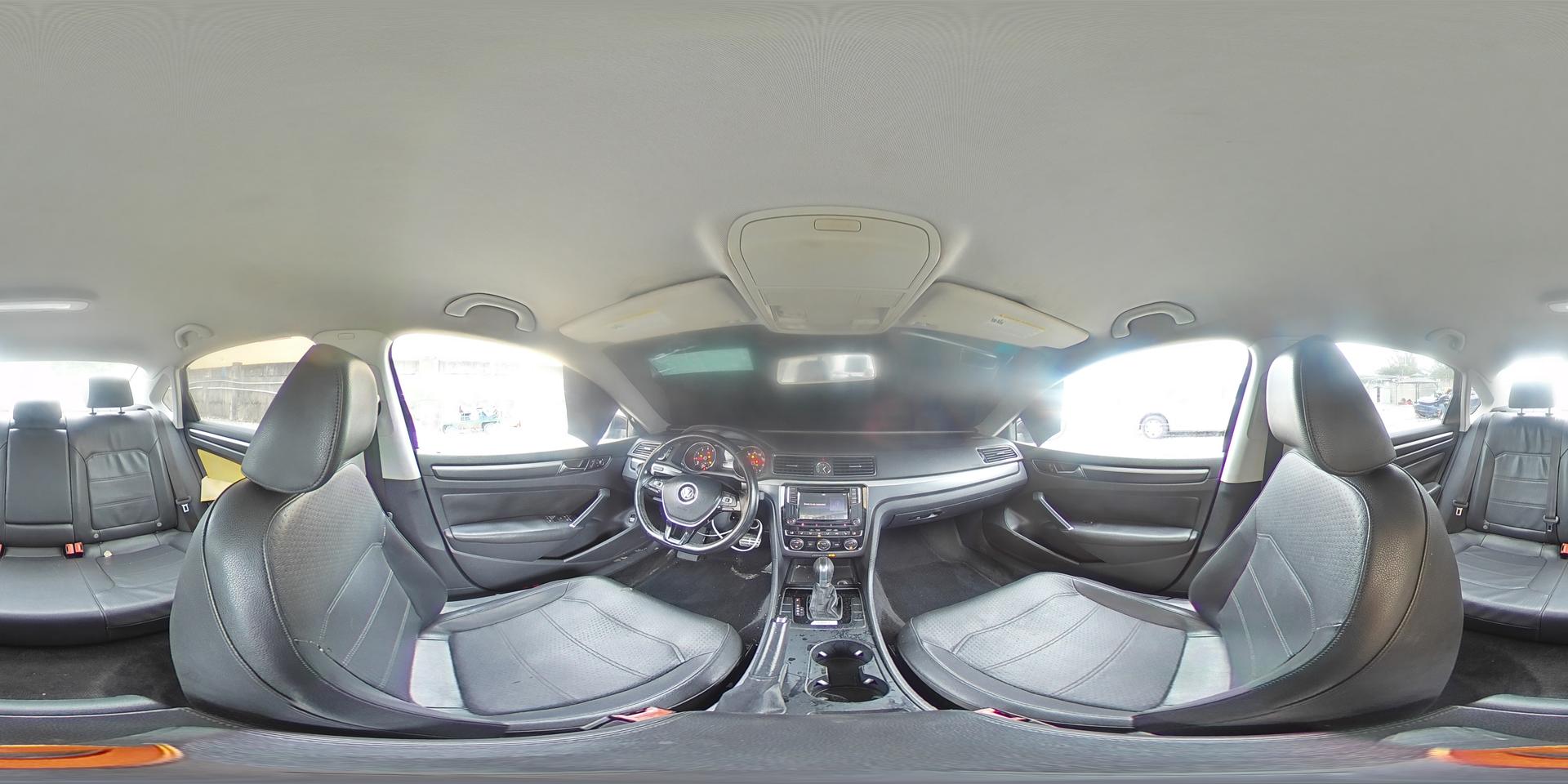 2017 VOLKSWAGEN Passat