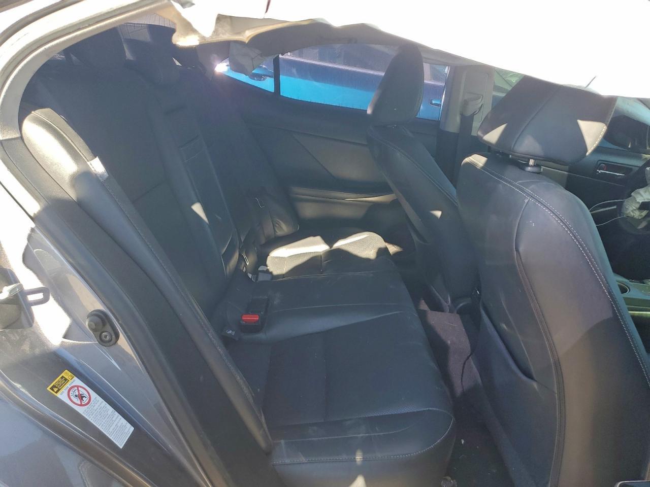 2015 LEXUS IS 250