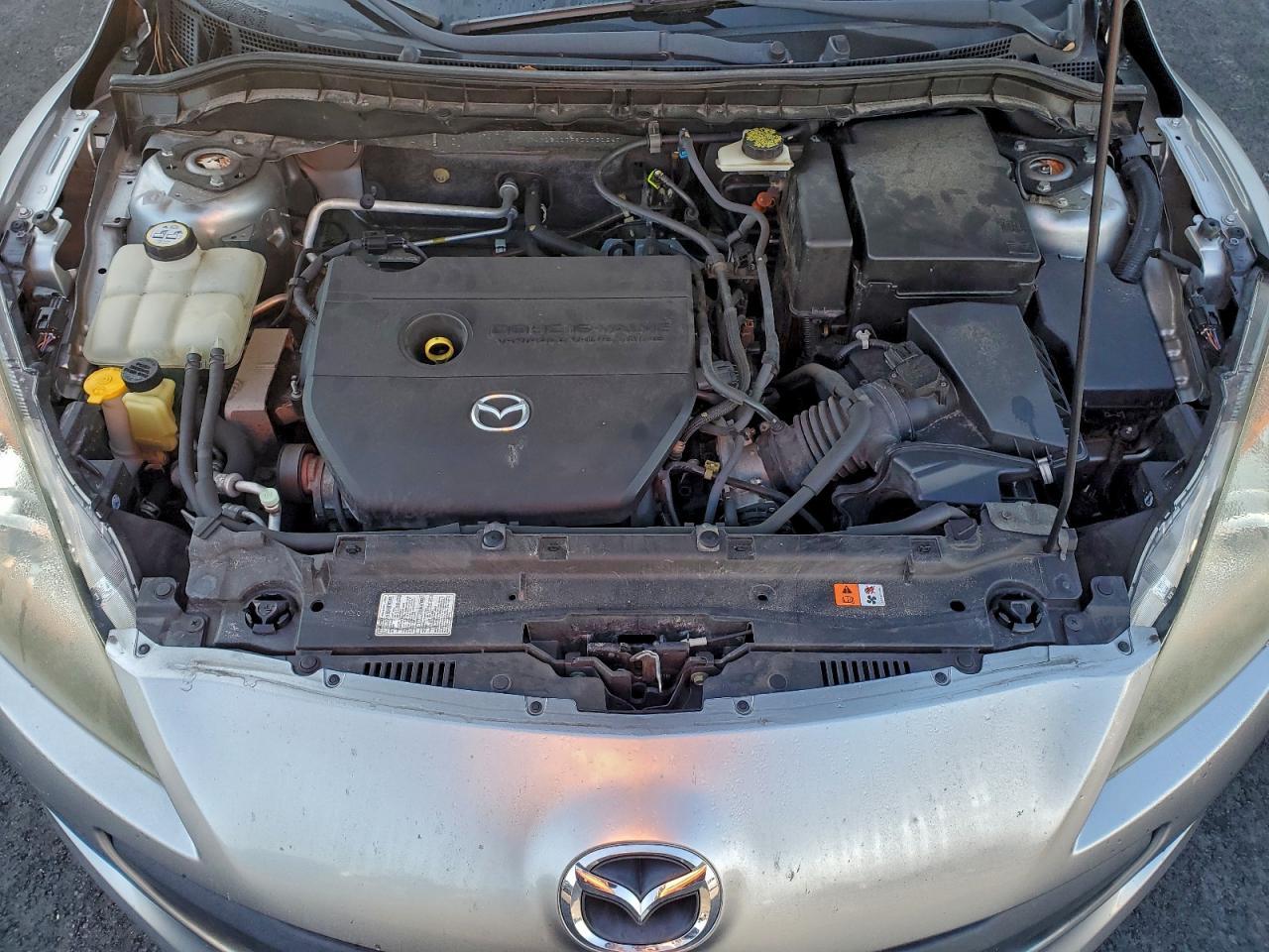 2013 MAZDA 3