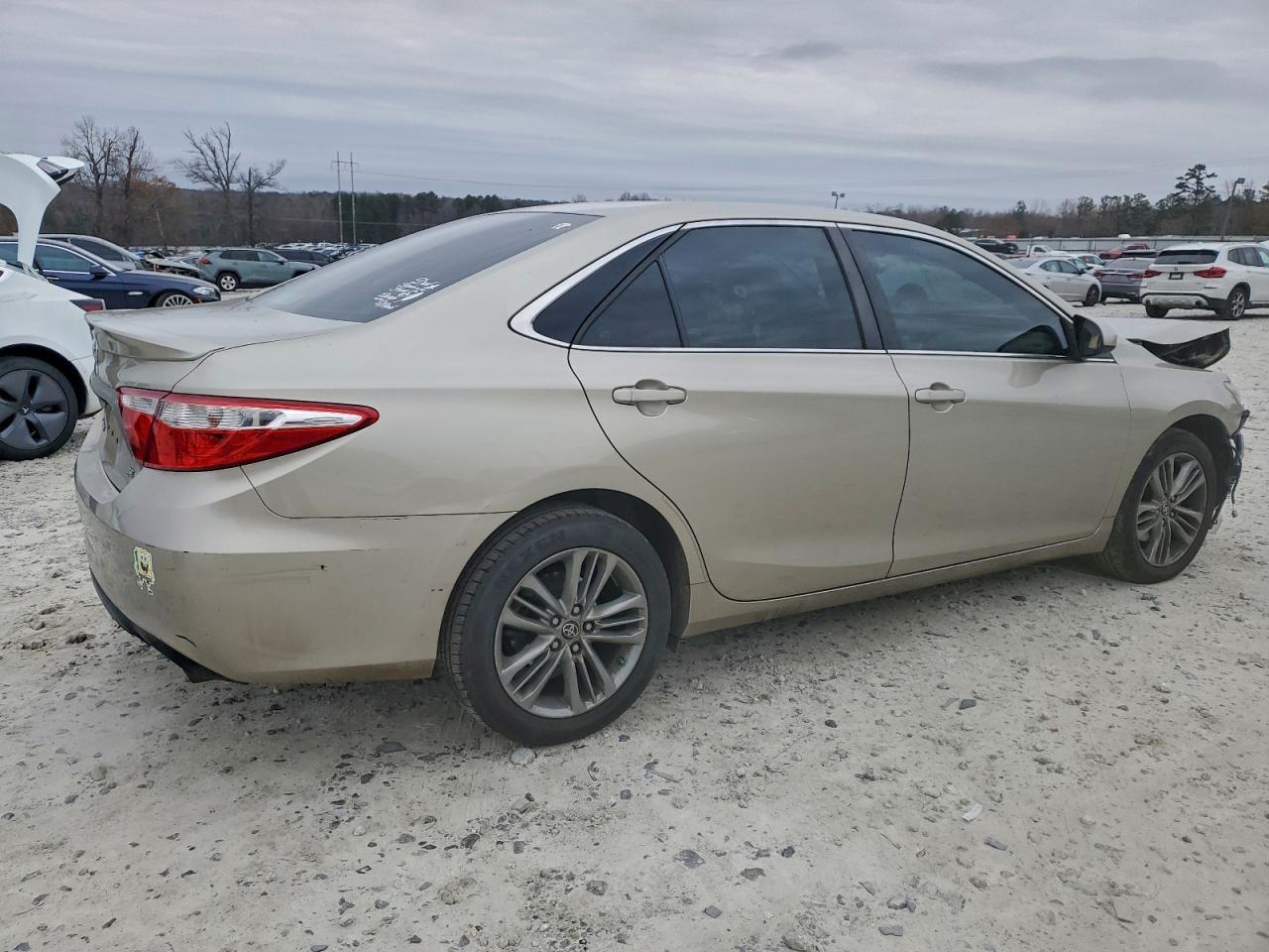 2015 TOYOTA CAMRY