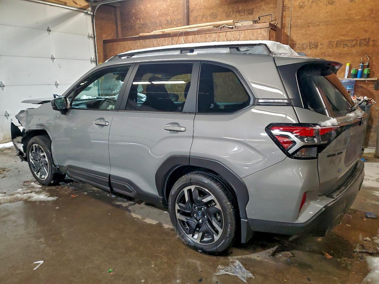 2025 SUBARU FORESTER