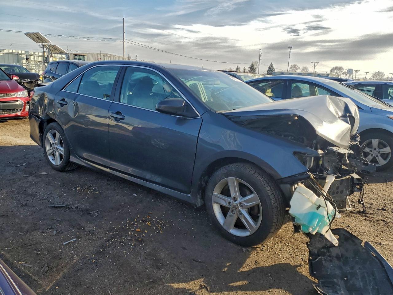 2012 TOYOTA CAMRY