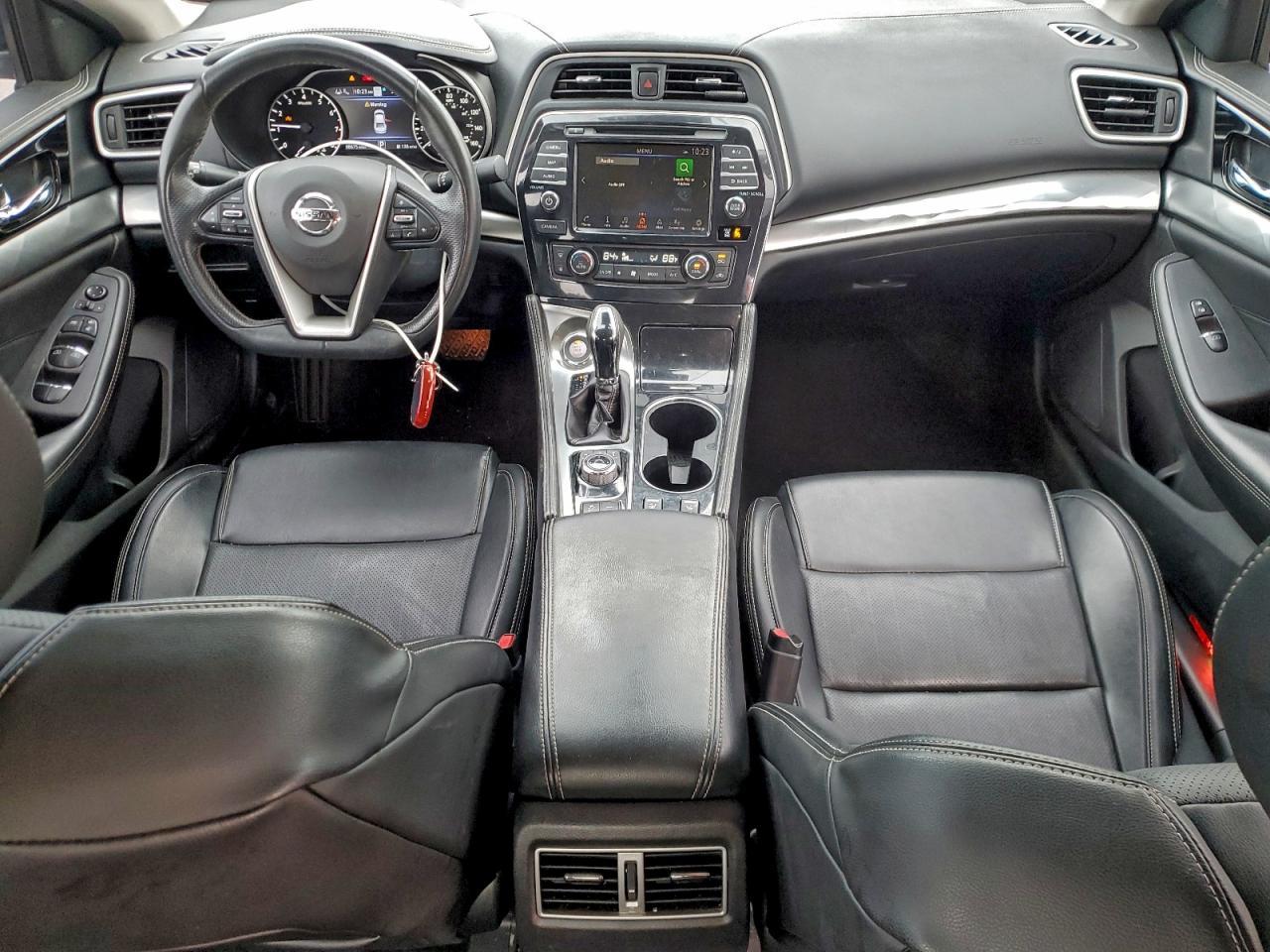 2022 NISSAN Maxima