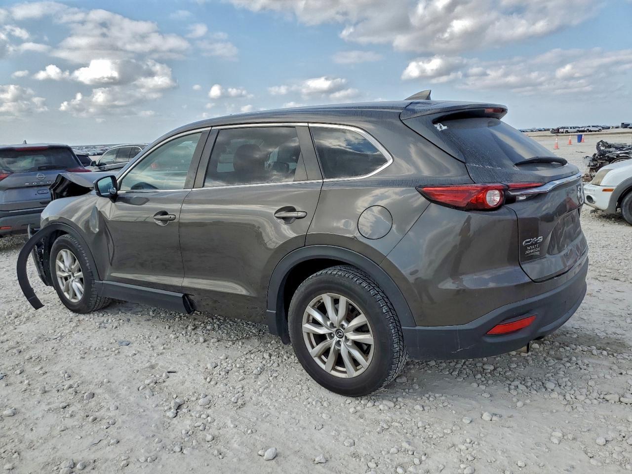 2016 MAZDA CX-9