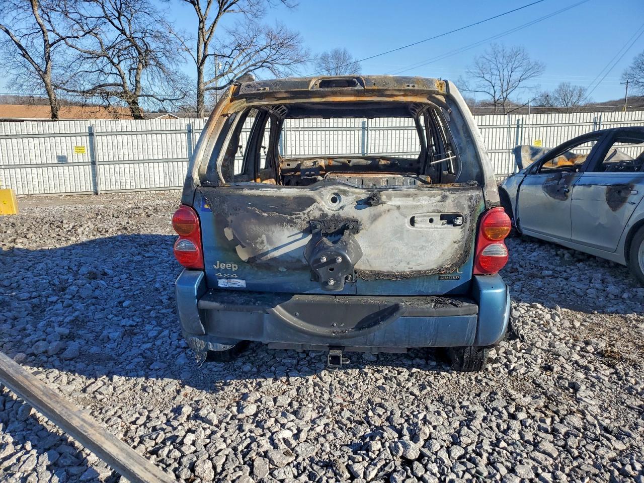 2004 JEEP Liberty