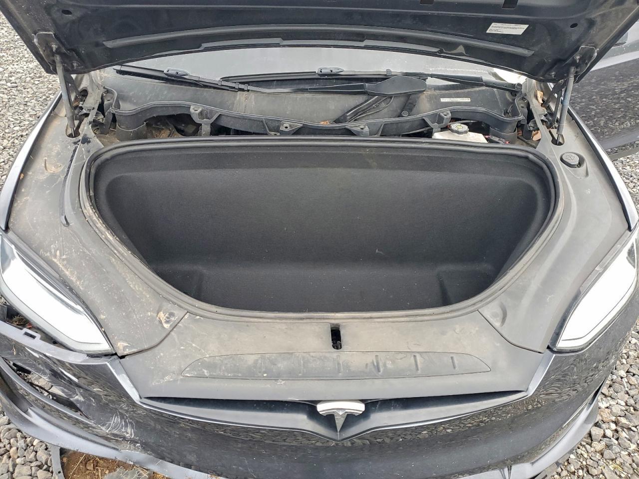 2022 TESLA MODEL X