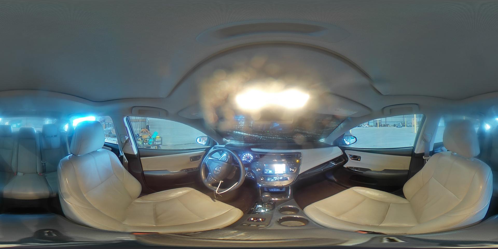 2015 TOYOTA Avalon