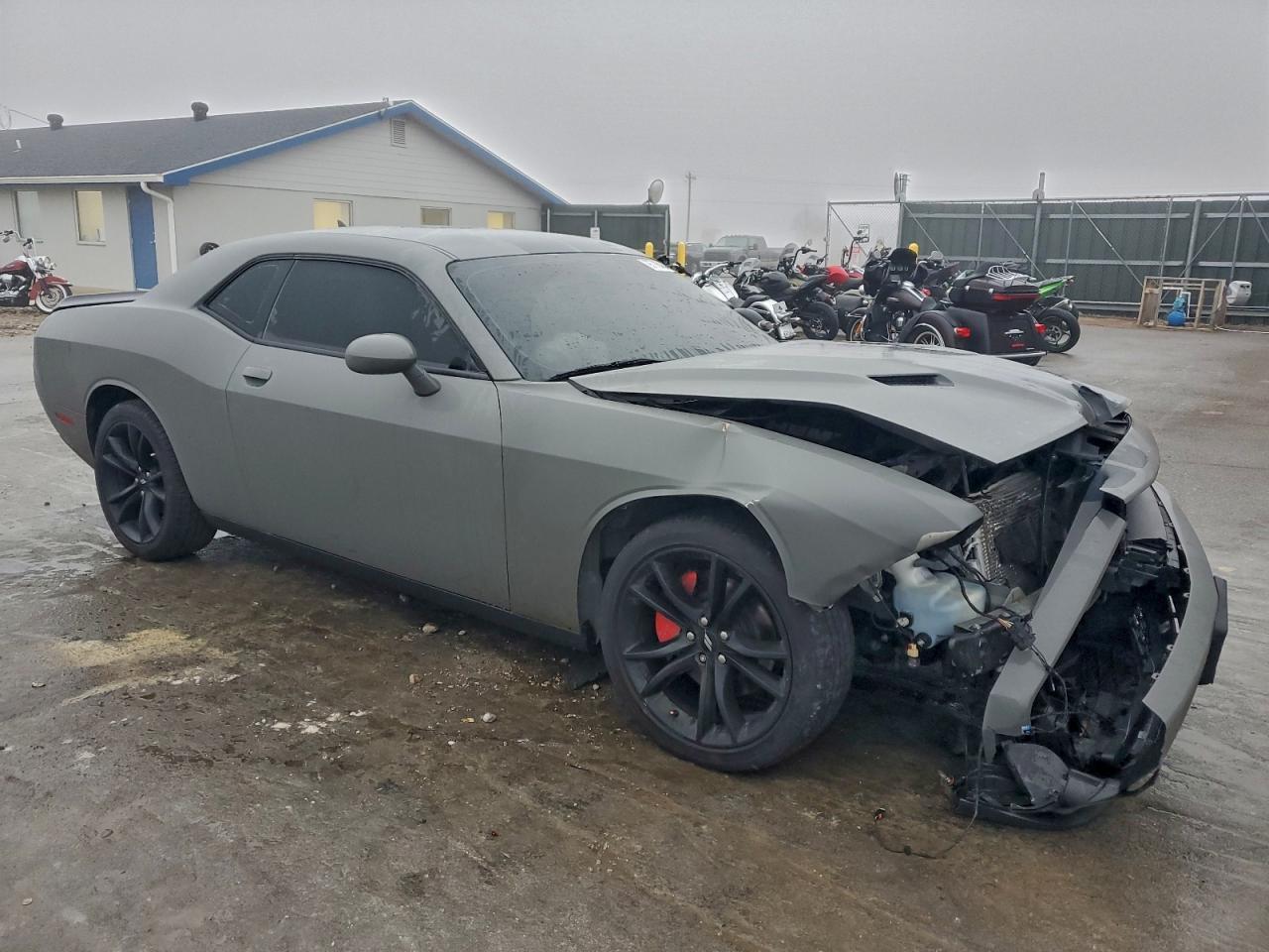 2017 DODGE Challenger