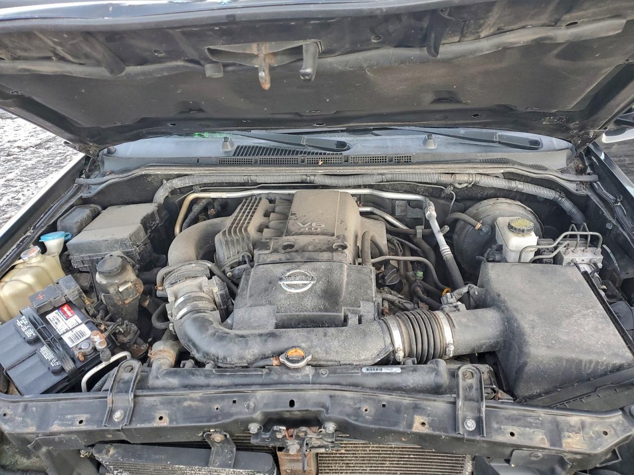 2012 NISSAN Frontier
