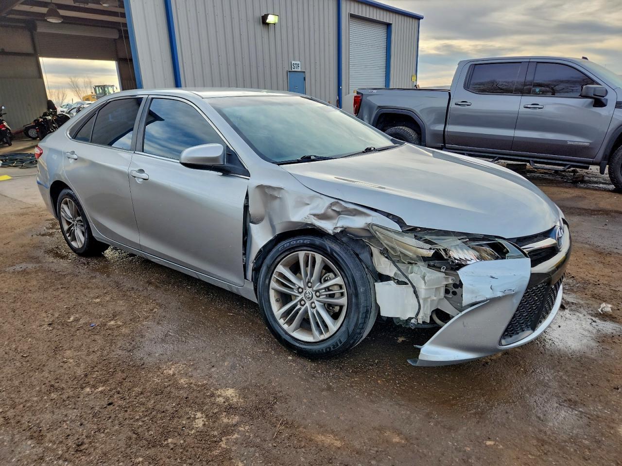 2015 TOYOTA CAMRY
