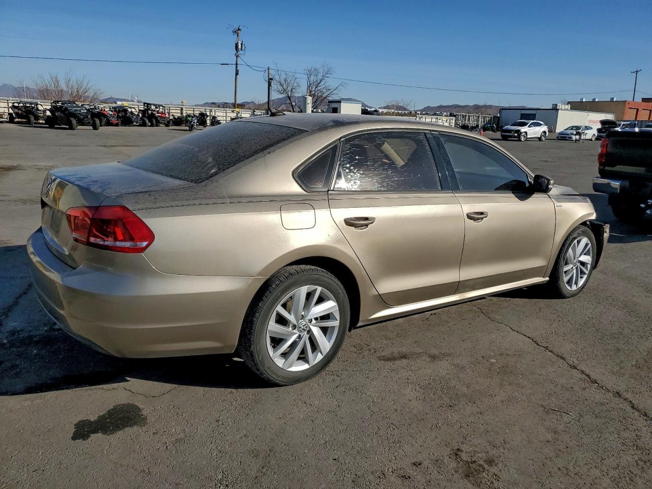 2015 VOLKSWAGEN Passat