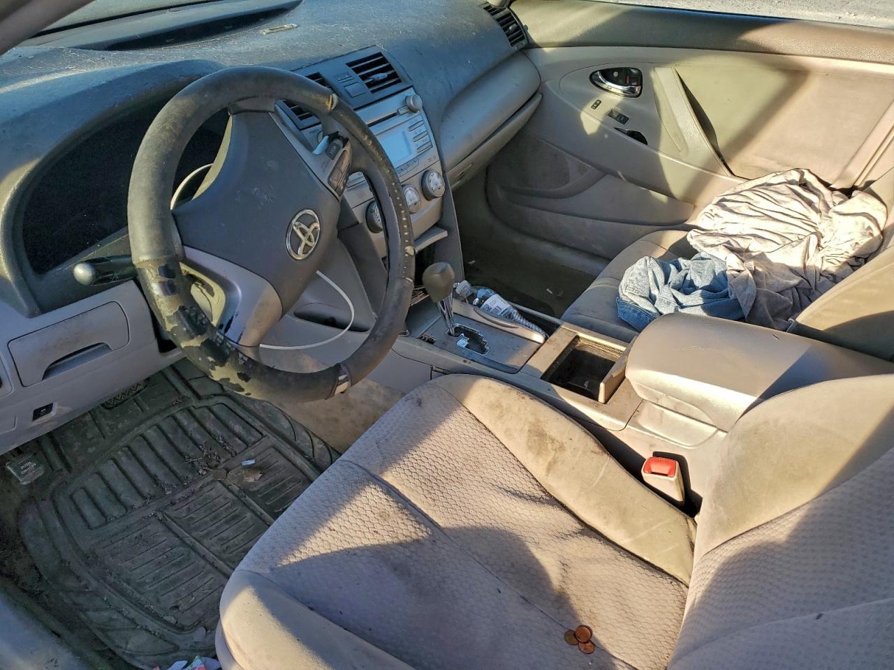2010 TOYOTA CAMRY