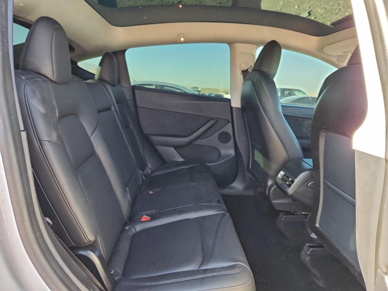 2020 TESLA MODEL Y
