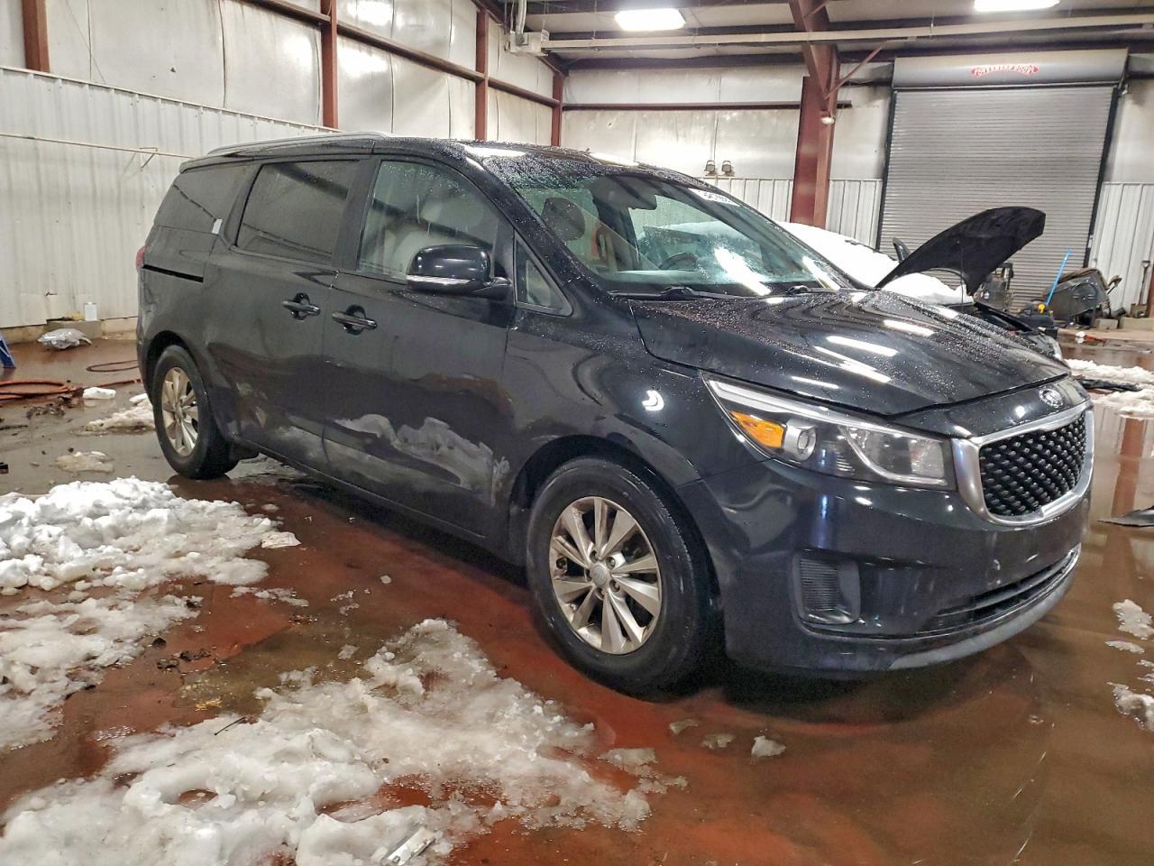 2016 KIA SEDONA