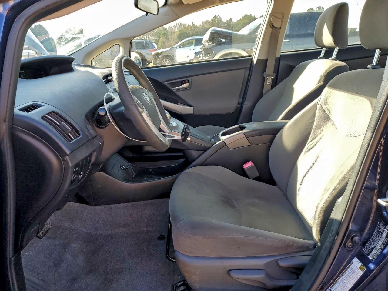 2013 TOYOTA PRIUS