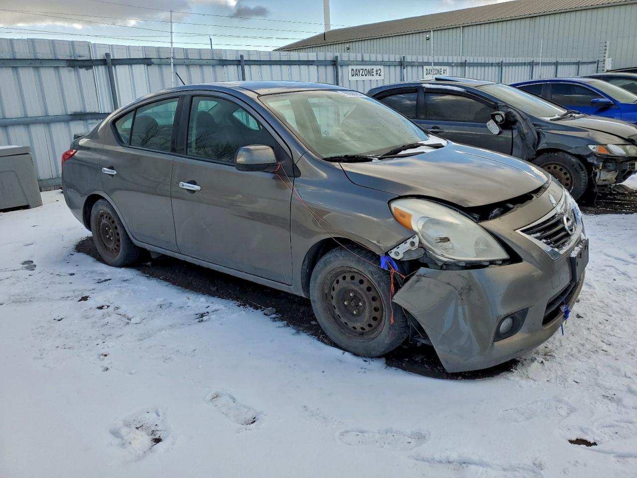 2014 NISSAN VERSA